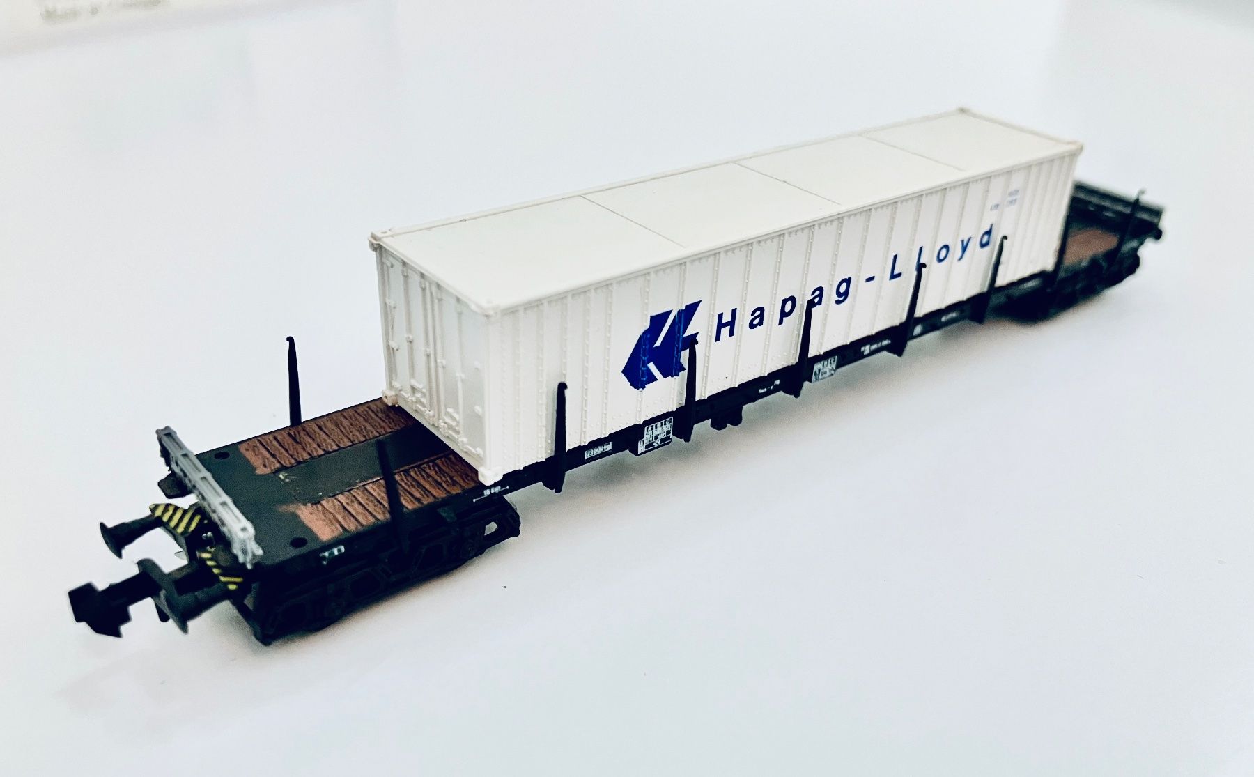 Roco Modellini di ferrovie: ROCO HAPAG LlOYD Runggenwagen SPUR N – Usato da Oberbuchsiten venduto da Orsetto24