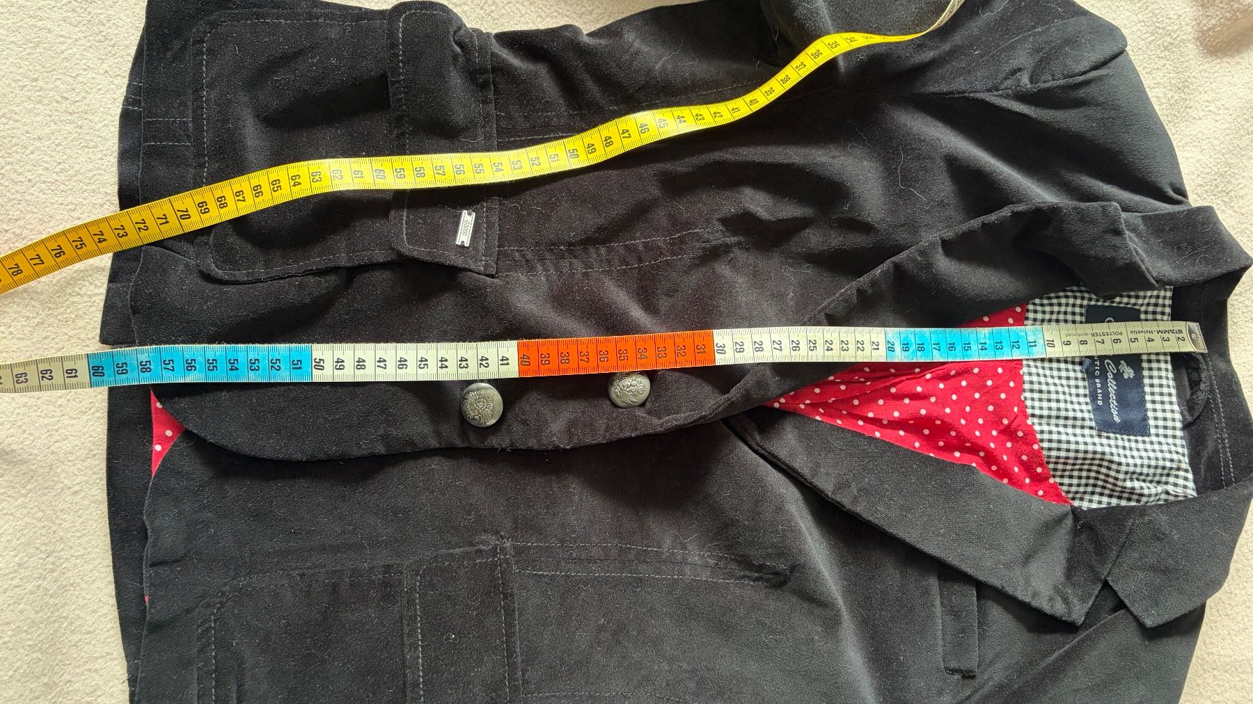Costumi: Damen Kostüm samt 36 – Usato da Liestal venduto da Goldart 3