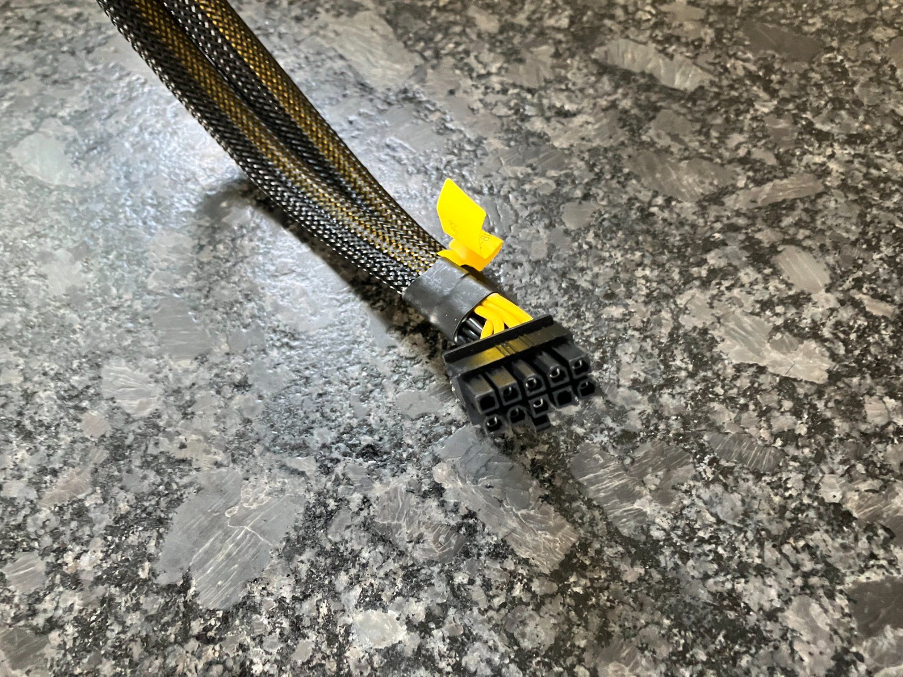 Cavi: GPU Kabel 10pin zu 2x 8pin (60cm) – Nuovo (secondo la descrizione) da Kleinwangen venduto da Suelei83 1