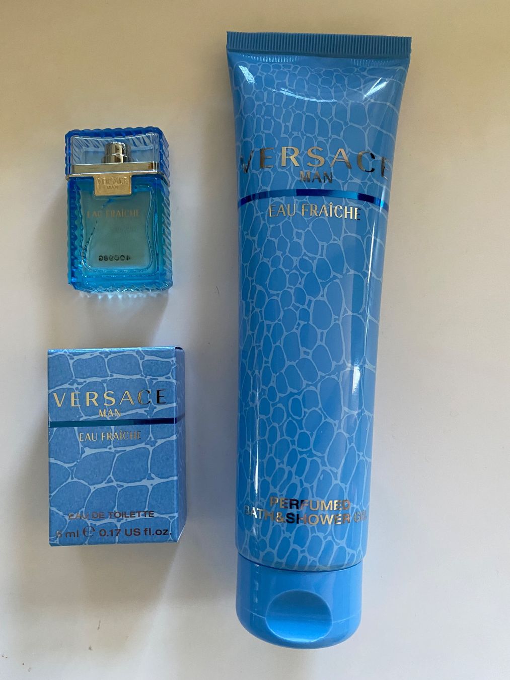 Versace Profumi & Eau de Toilette: Duo Versace Man Eau Fraîche – Nuovo e nell'imballaggio originale da Bouveret venduto da wes_7zll