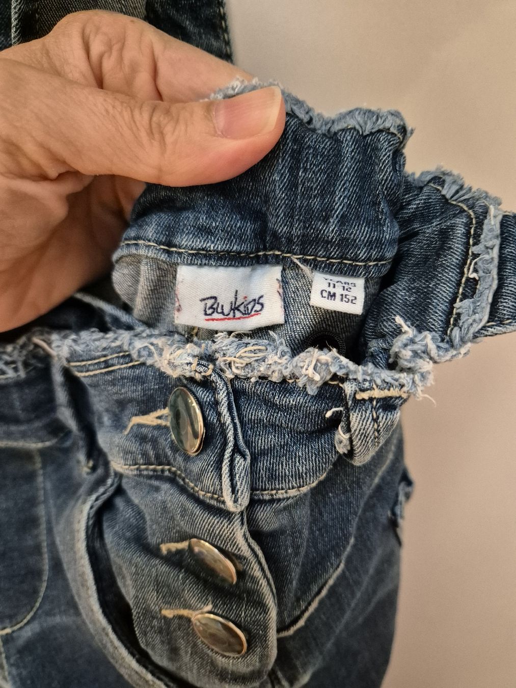 Pantaloni: Blu Kids Jeans Latzhose Gr. 152 – Usato da Zürich venduto da buraq 1