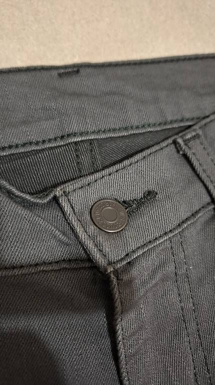 Jeans: Jeans Lewis 511 gris slim 30/30 – Usato da Essertes venduto da ast_mk5t 2