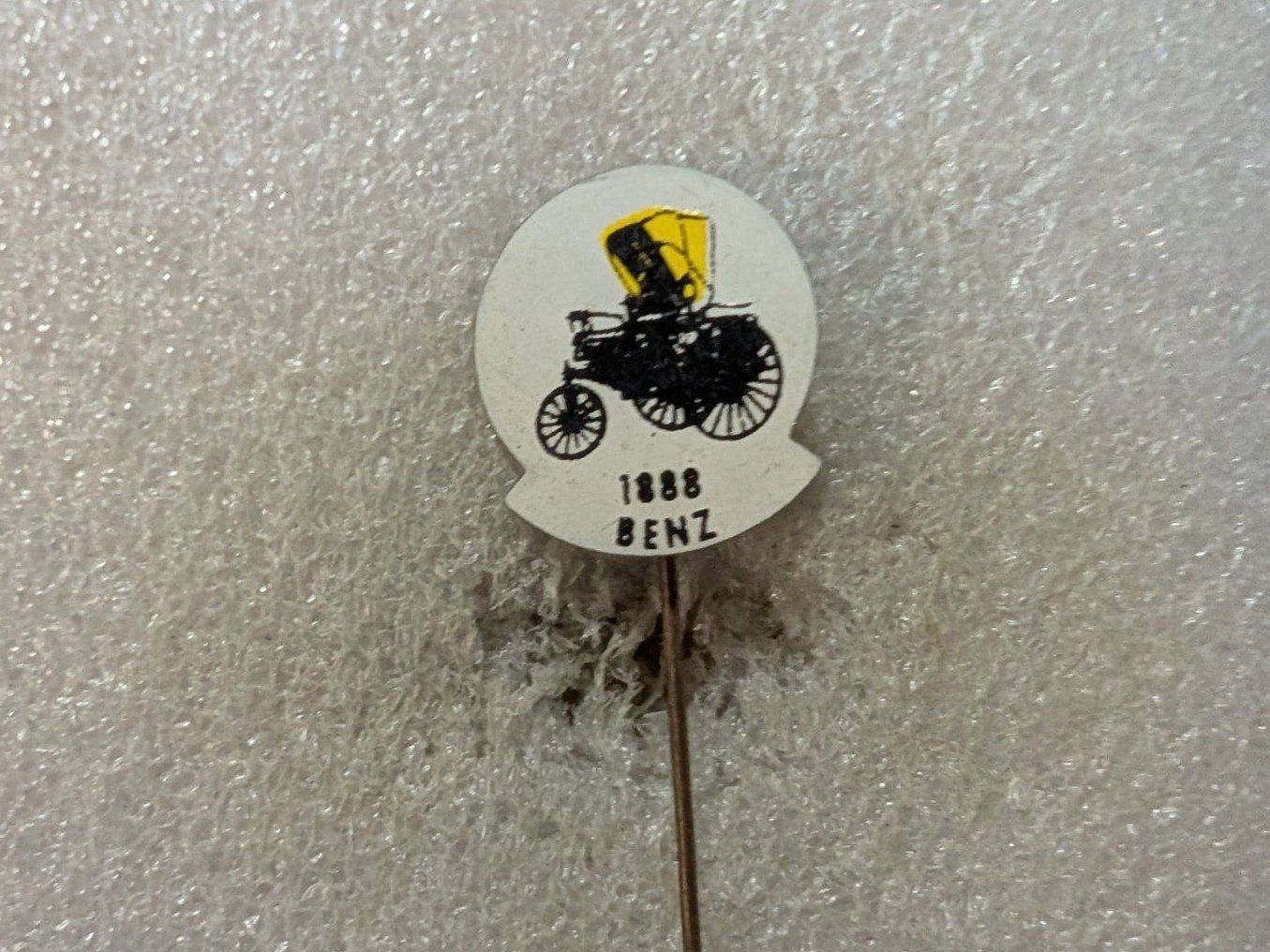 Placchette & Badge: Anstecknadel 39: Auto Benz – Usato da Oppligen venduto da Pin-Fall-Shop