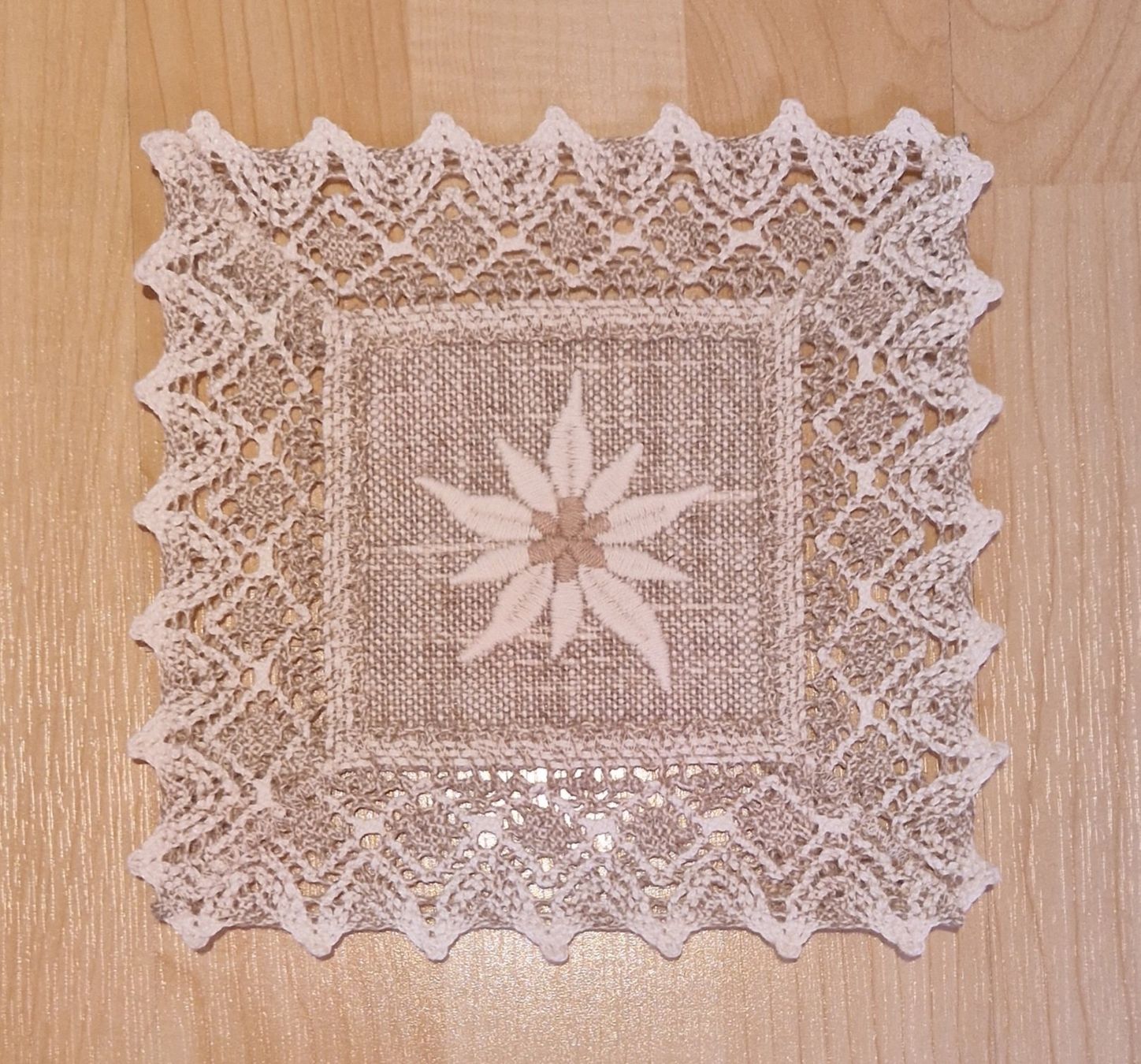 Tutte le decorazioni: Zierdecke klein, Edelweiss – Usato da Trin - Mulin venduto da Mss3 1