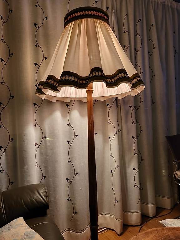 Lampade: Lampadaire année 70 – Usato da Confignon venduto da bro_rjx8 8