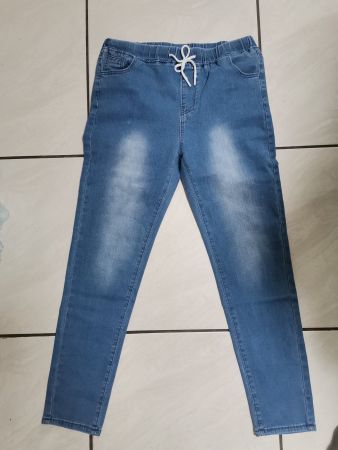 Jeans Gr. 38