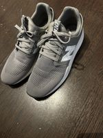 Sneaker New Balance 247 grau Farbe guter Zustand gebraucht