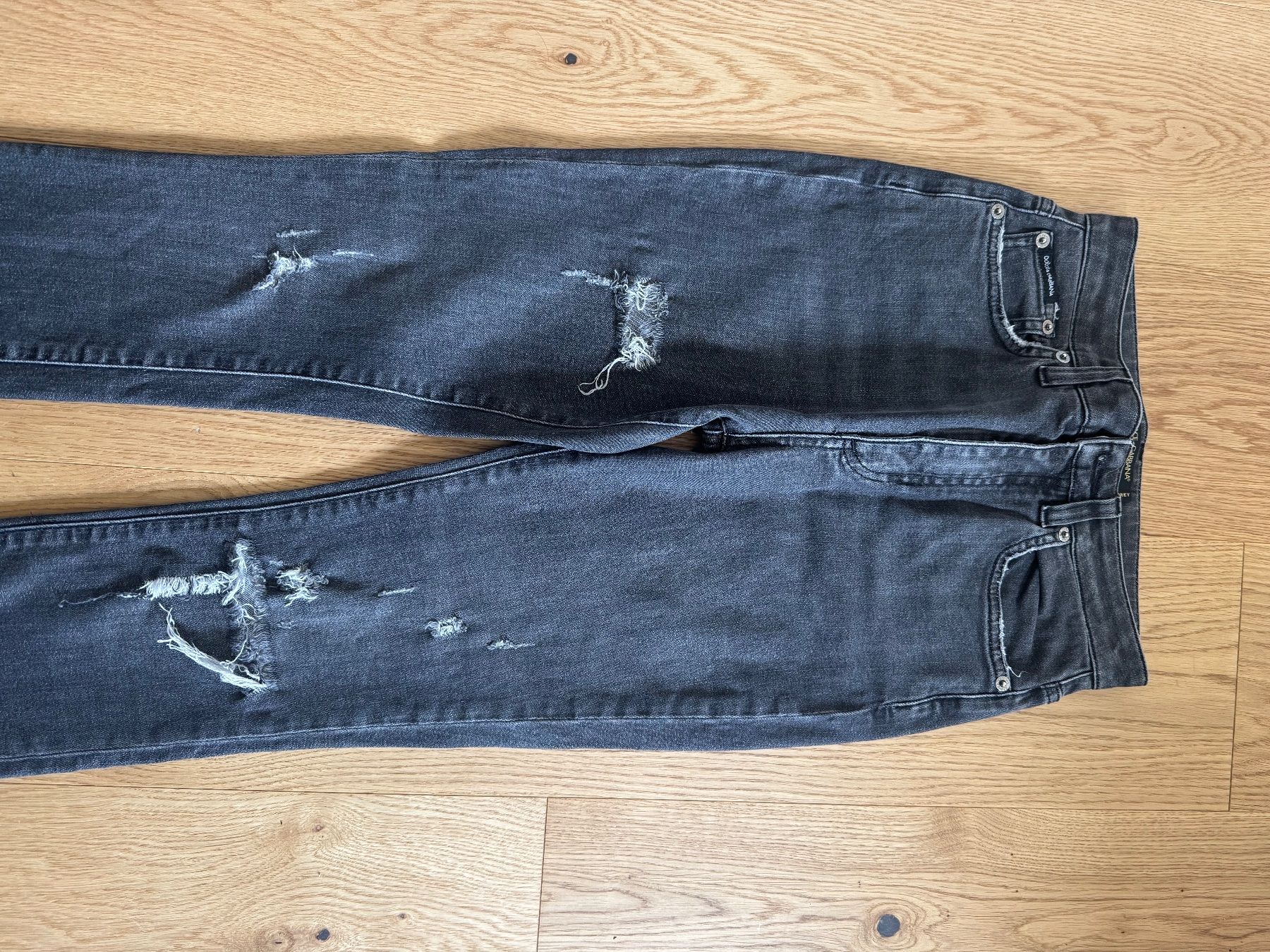 Dolce & Gabbana Jeans: D&G Jeans – Usato da Reinach AG venduto da MineD