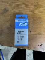 SHIMANO Bottom Bracket BB-MT800 NEU