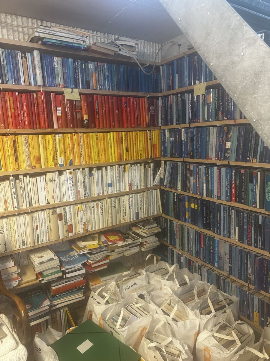 Bücher: Bibliothek. 10.000 Bücher – Gebraucht aus Winterthur von Bernie4711 1