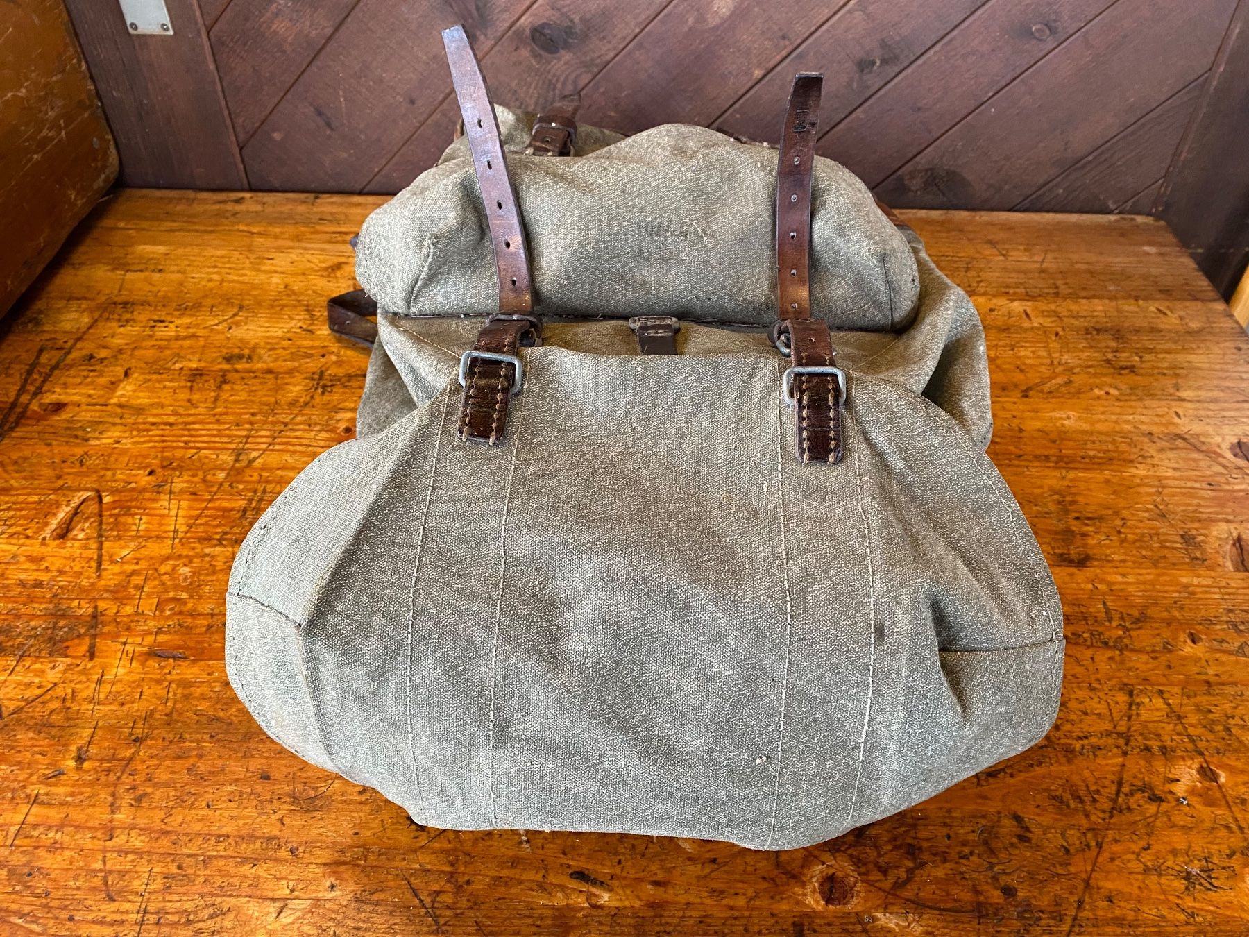 Schweizer Armee Zaini: Schweizer Militär Rucksack – Usato da Feldbach venduto da Fea1 4