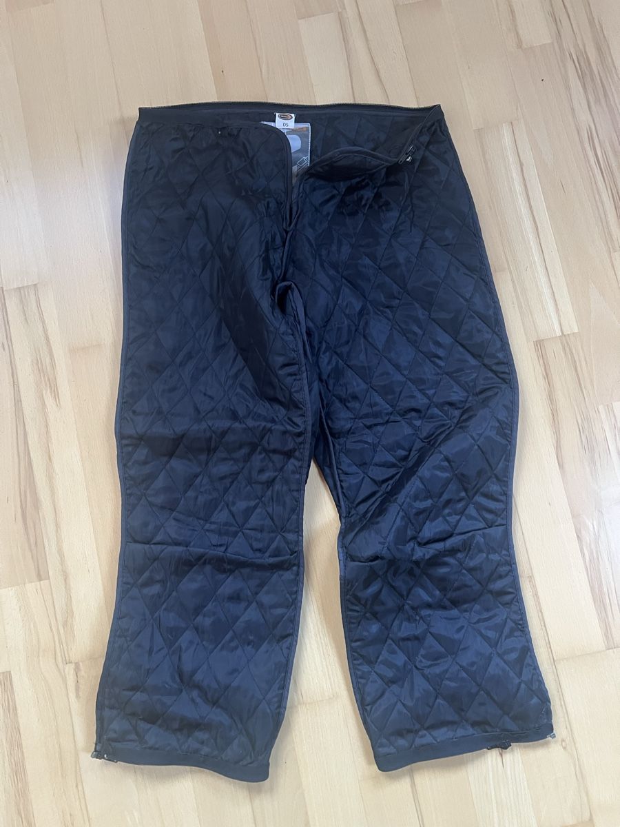 Held Pantaloni: Gute HELD Motorradhose Grösse S – Usato da Auswil venduto da mel_qfh8 1