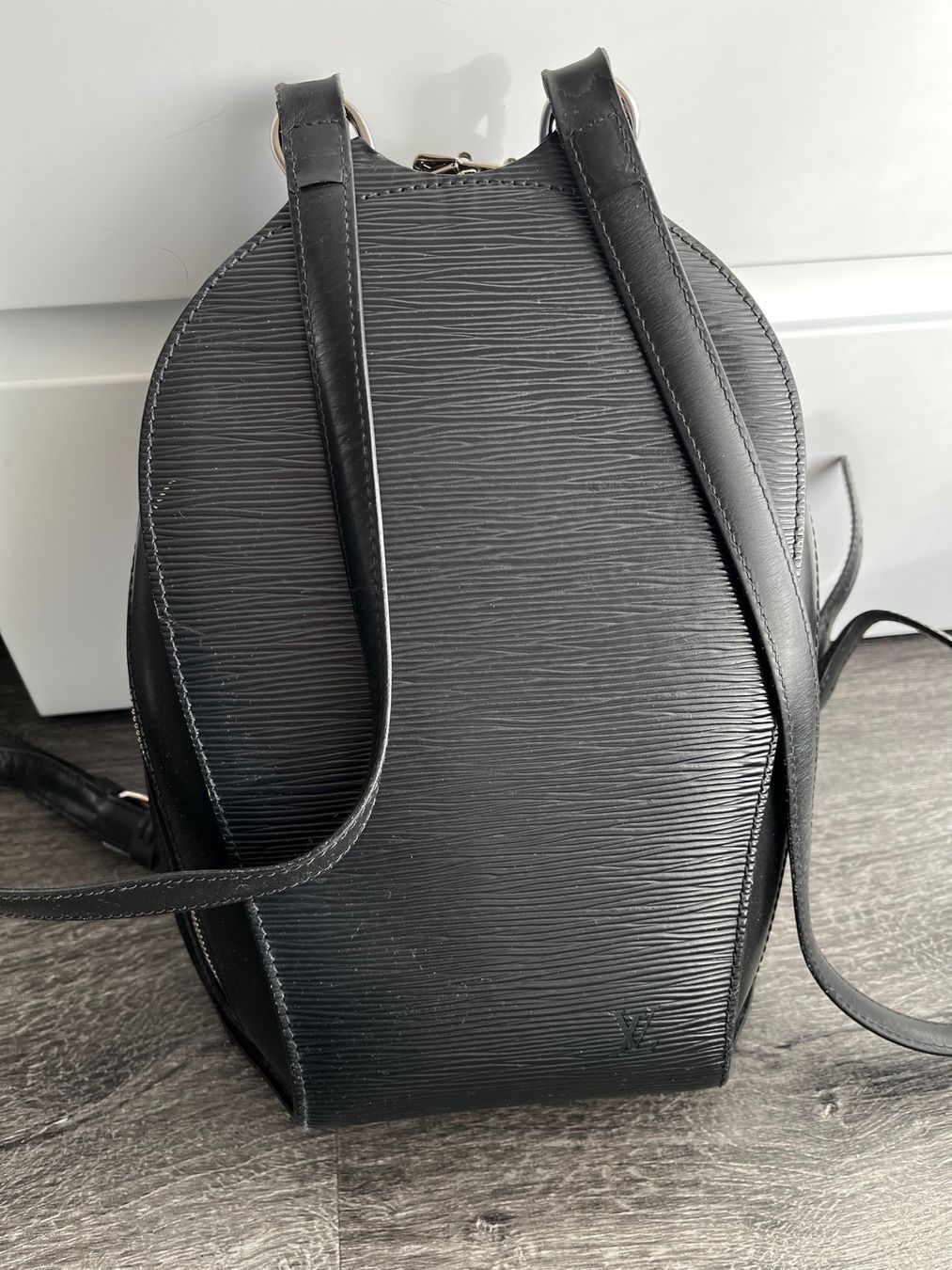 Louis Vuitton Zaini: Louis Vuitton Sac à dos Mabillon en cuir Epi – Usato da La Plaine venduto da Biliblue 1
