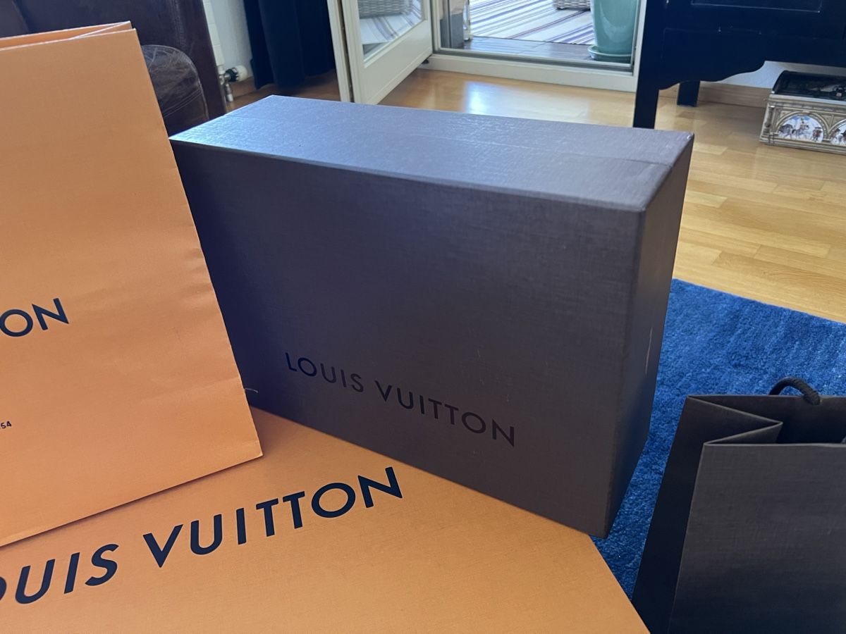 Louis Vuitton Borse: Louis Vuitton Taschen & Boxen Set – Usato da Füllinsdorf venduto da Maric0 4