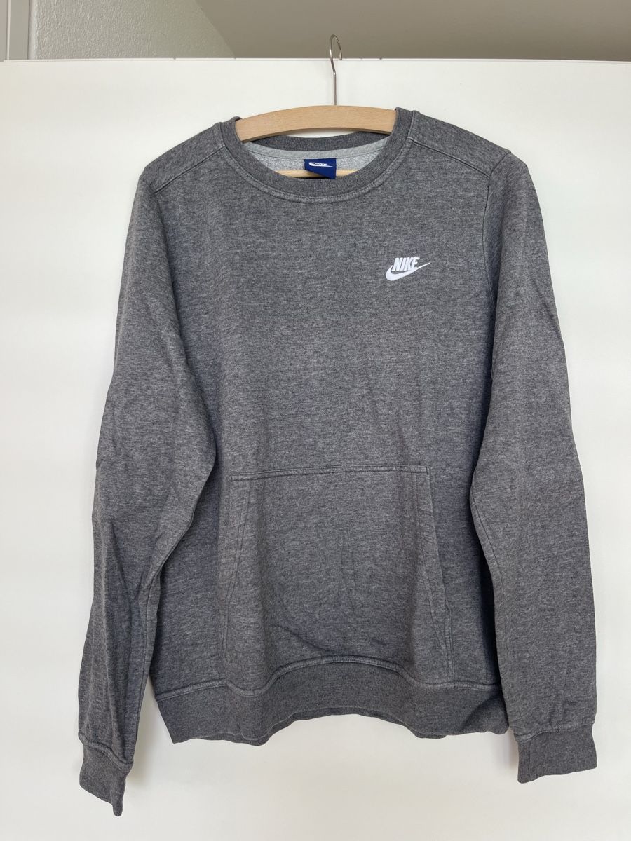 Nike Pullover & Sweatshirts: Pull-over Nike  – Gebraucht aus Neuchâtel von Ariane_vn00
