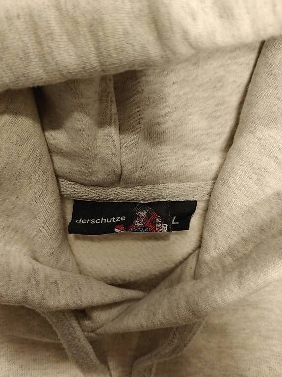Pullover & Sweatshirts: Derschutze Hoodie Gr. L – Gebraucht aus Winterthur von M.P.1972 1