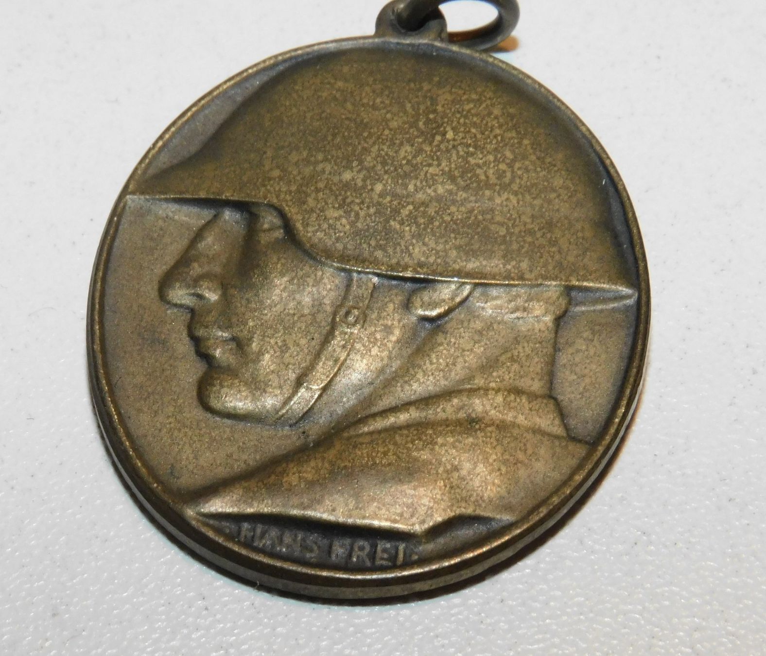 Schweizer Armee Uniformi: 1918 antikes Millitär Abzeichen  3 x 3.5 cm – Usato da Sursee venduto da 76 2