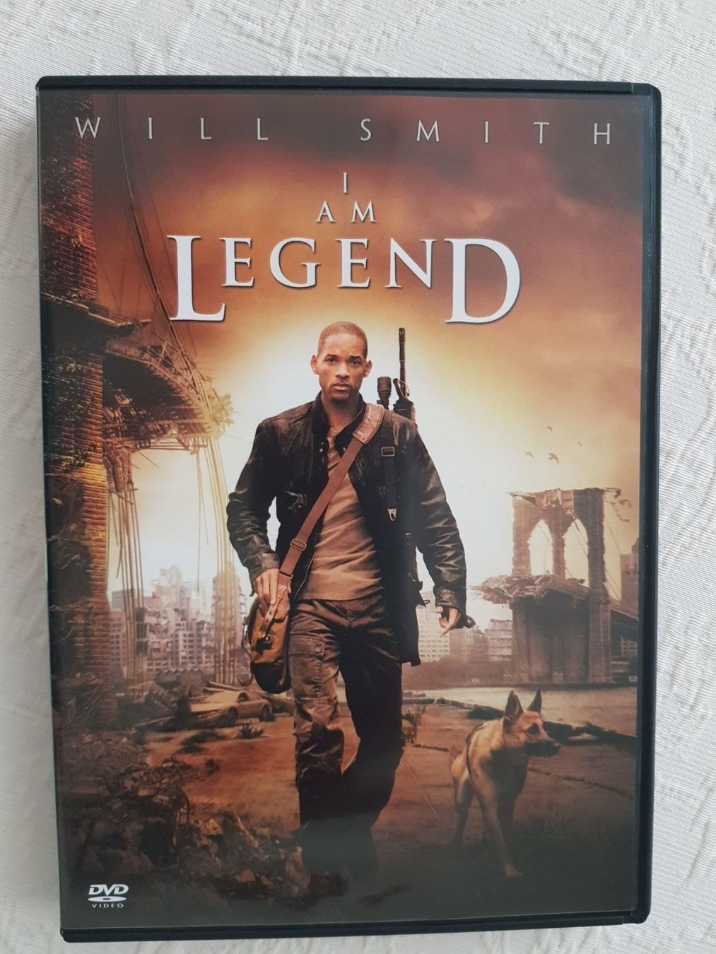 Tutti i DVDs: DVD - I Am Legend – Usato da Zwingen venduto da Steff.B