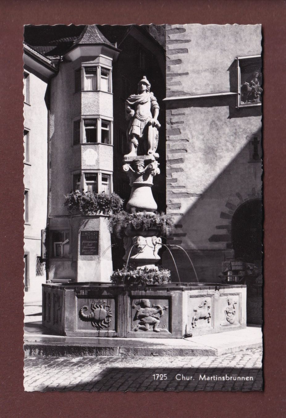 Cartoline postali: CHUR - Martinsbrunnen – Usato da Pully venduto da nicecards