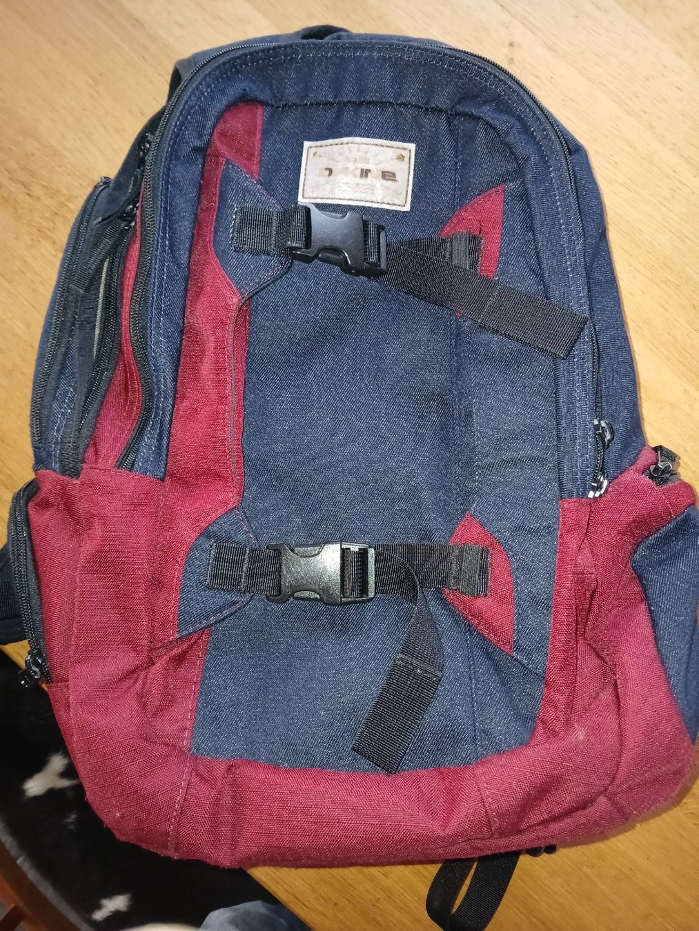 Dakine Zaini: dakine Schulrucksack – Usato da recherswil venduto da papamoll71