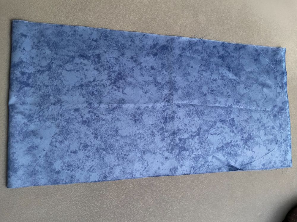 Glänzender Satin-Stoff zum Nähen von Hochzeitskleidern, einfarbig, seidig weicher Stoff, Meterware, 21 Pfauenblau, 147 cm x 91 cm