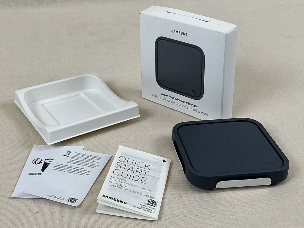 Caricabatterie: Samsung Super Fast Wireless Charger 15W – Nuovo (secondo la descrizione) da Richterswil venduto da Restwert_Richterswil