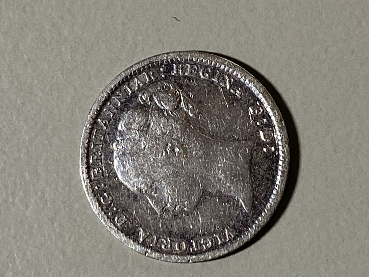 Tutti le monete: GB - 3 pence - 1885 - Victoria - AG – Usato da Payerne venduto da Mike1682 3