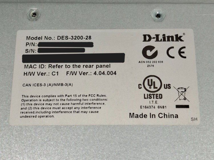 Dlink Hub & Switch: Switch Ethernet administrable 24 ports D-Link DES-3200-28 – Usato da Villars-Ste-Croix venduto da pau_8fls 3