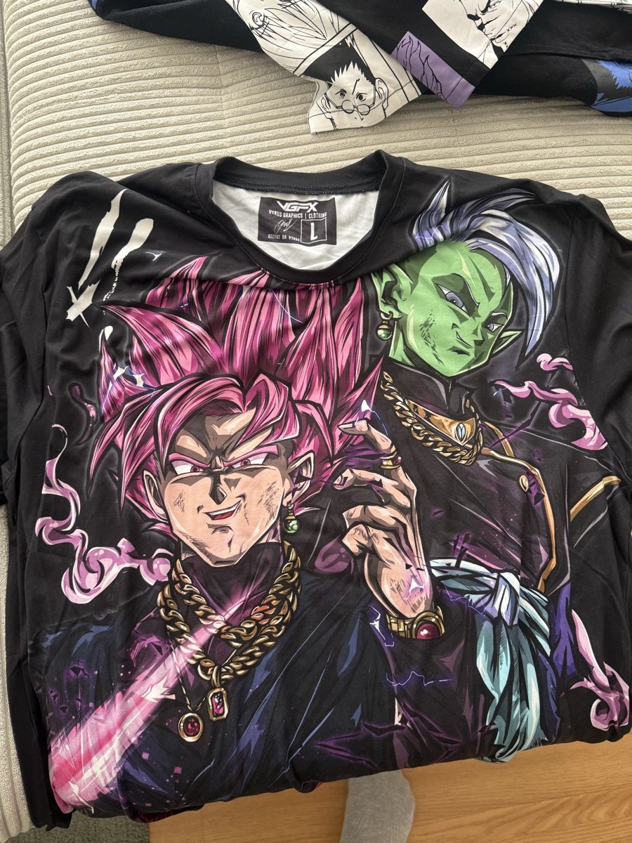T-shirt: Anime Shirts, Hemden, Merchandise – Nuovo (secondo la descrizione) da Oftringen venduto da saitama95 5
