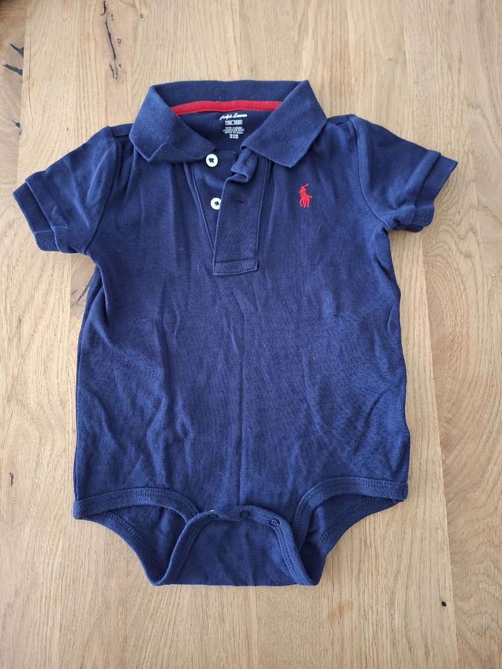 Tommy Hilfiger Ensembles coordonnés: Markenkleiderpaket Grösse 86 – D'occasion à Frenkendorf par Sir_marlin 4