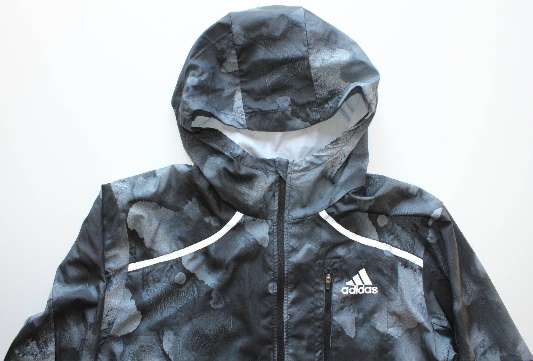 Adidas Giacche: Veste Adidas running  t. L – Usato da Peseux venduto da Gilloss 1