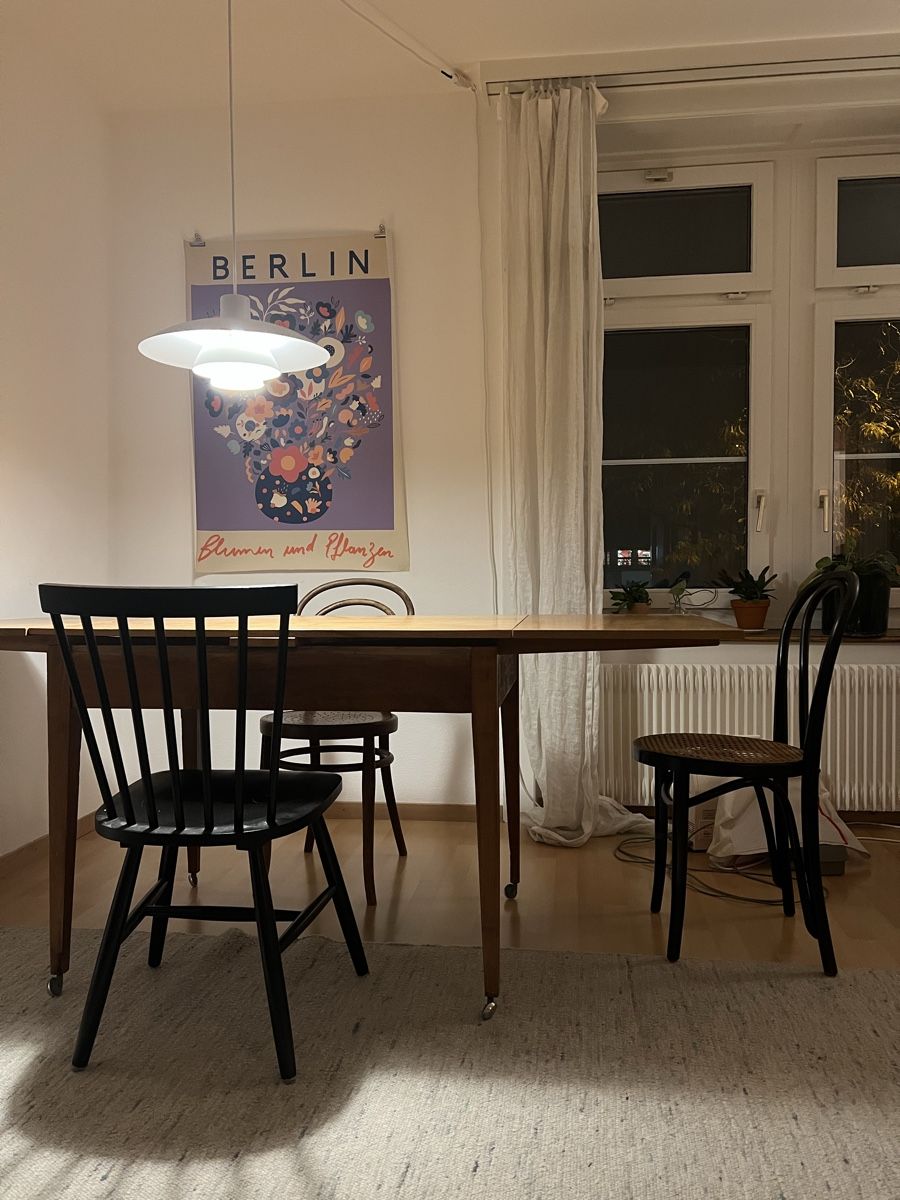 Sedie: 4 Stühle aus Holz – Usato da Zürich venduto da manosch 1