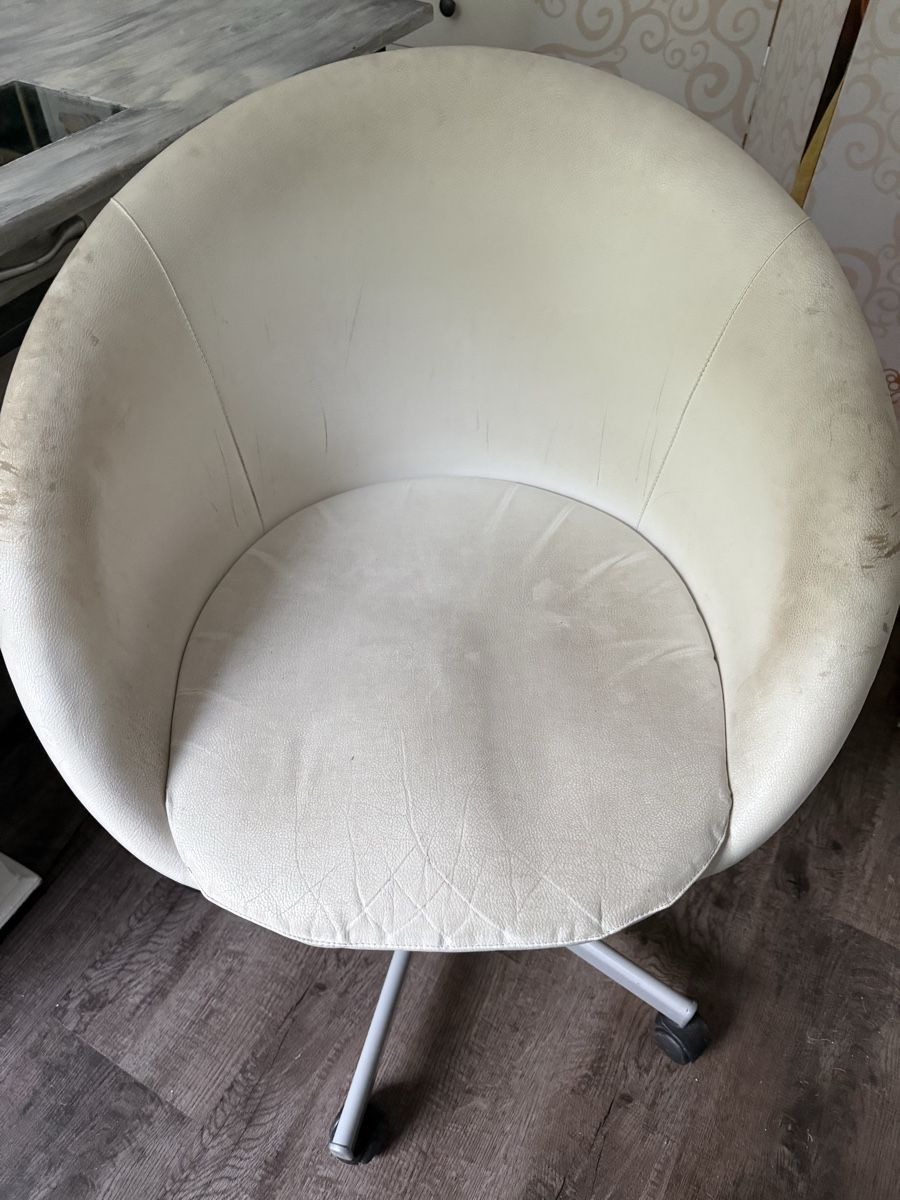 Tische: Shabby Chic Nailtisch – Gebraucht aus Hergiswil NW von mirjamfilliger 1