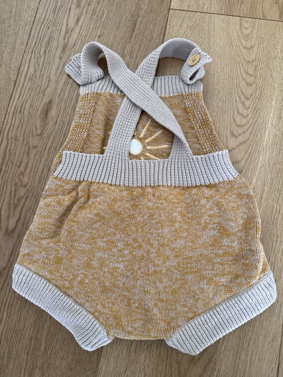 Pagliaccetti: Baby Romper 6-12 Monate, neu  – Nuovo (secondo la descrizione) da Basel venduto da wic_f7cf 1