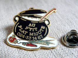 • Au P'tit Plat Mijoté  marmite Topf   +Versand    Pin R1.10