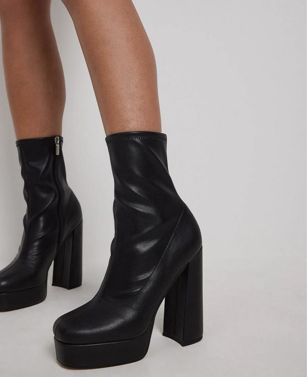 Chaussures femmes: Stiefel / High Heels Neu – Neuf avec emballage d'origine à Zürich par luxuryoutlet1 3