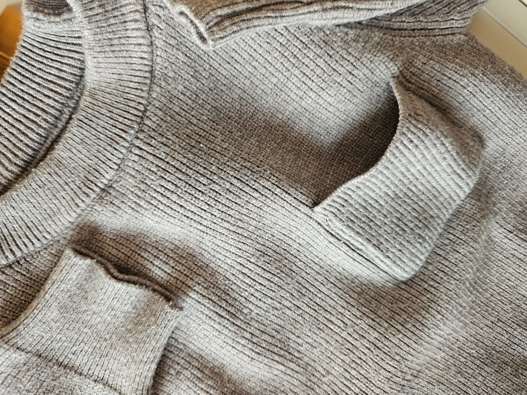 Maglioni & Felpe: Strickpullover, grau, Grösse 92, neuwertig – Nuovo (secondo la descrizione) da Bern venduto da Oloui 2