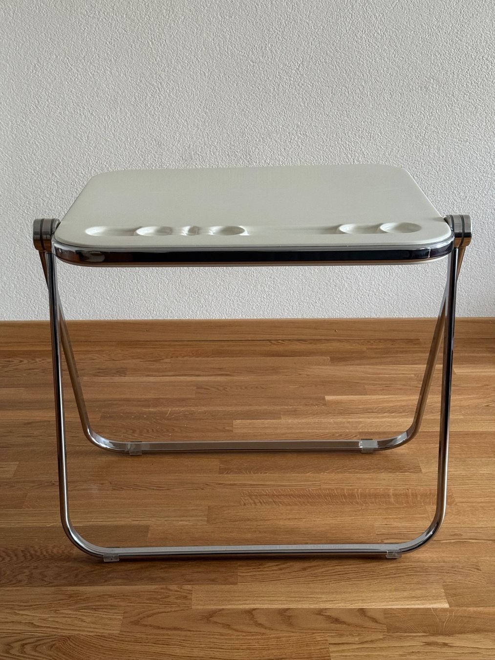Set di tavolo e panche: Platone + Plia Giancarlo Piretti – Usato da Vevey venduto da Antonaudry 5