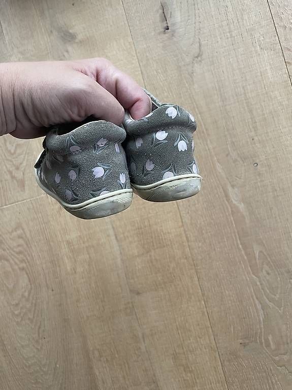 Scarpe per ragazzi: Naturino Gr.26 – Usato da Meisterschwanden venduto da jil_8rtq 2