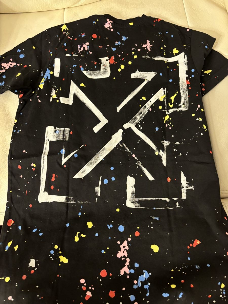 Off-White T-shirt: White off – Nuovo (secondo la descrizione) da Pully venduto da Kalissa 1