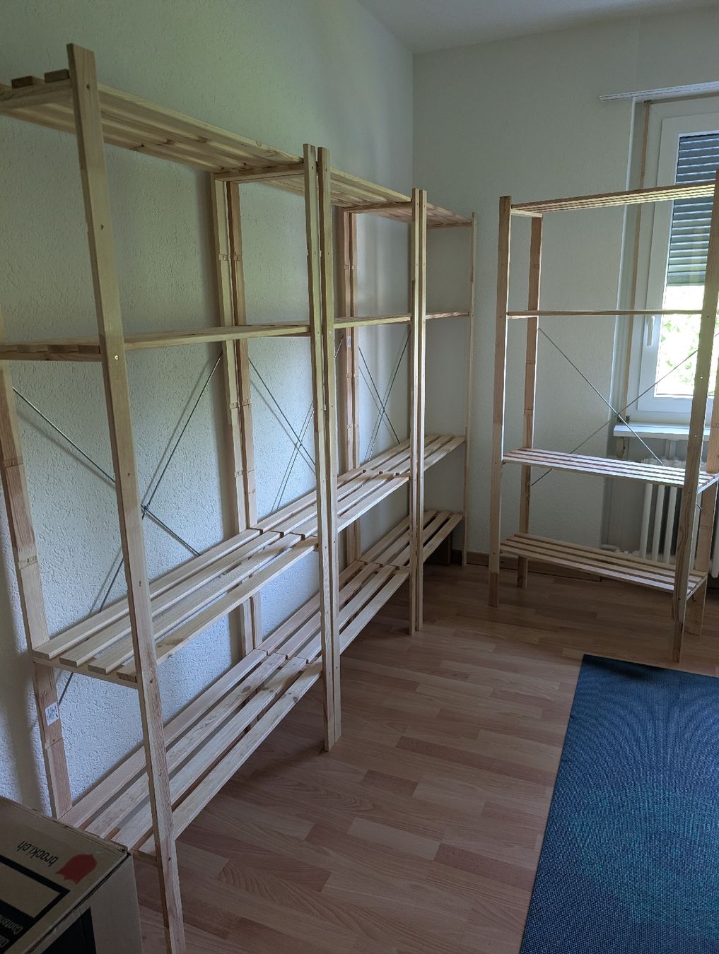 Articles en bois: Holzgestelle 5 Stück – D'occasion à Pieterlen par Beetle72