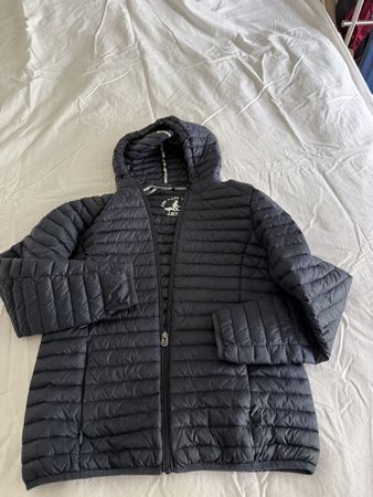 JOTT Daunenjacke mit Kapuze dunkel Blau. Grösse 14-16 Jahre