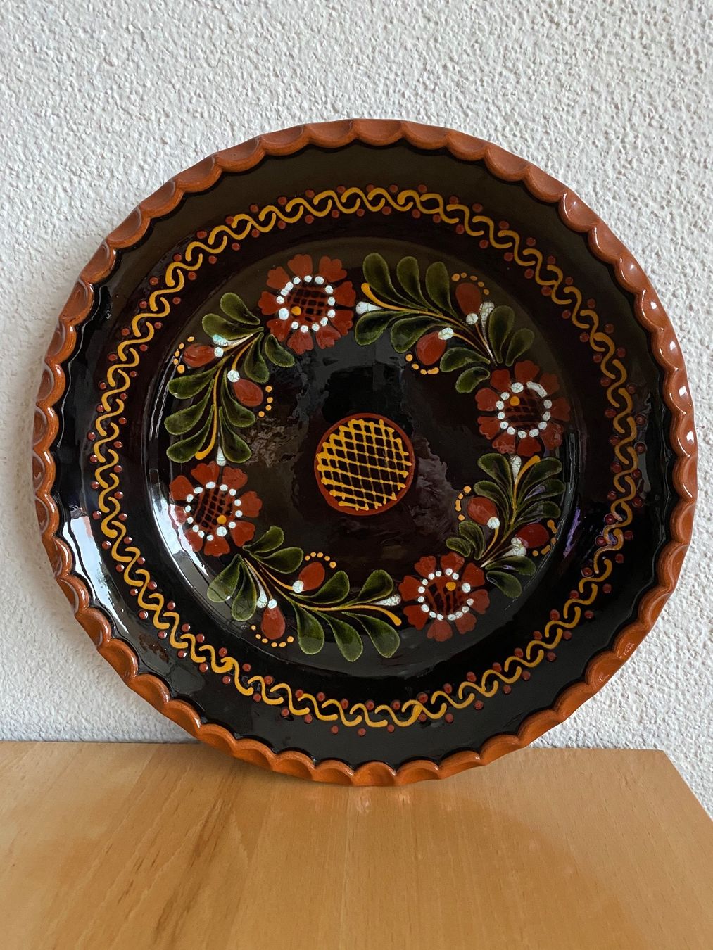 Piatti di portata: Grosse getöpferte Schale/Platte – Usato da Schwarzenburg venduto da Michellu