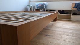 Bett inkl. Lattenrost 140x200 cm