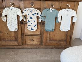 4 body manches longues Petit Bateau taille 12 mois (74cm)