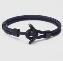 Herrenarmband mit schwarzem Anker