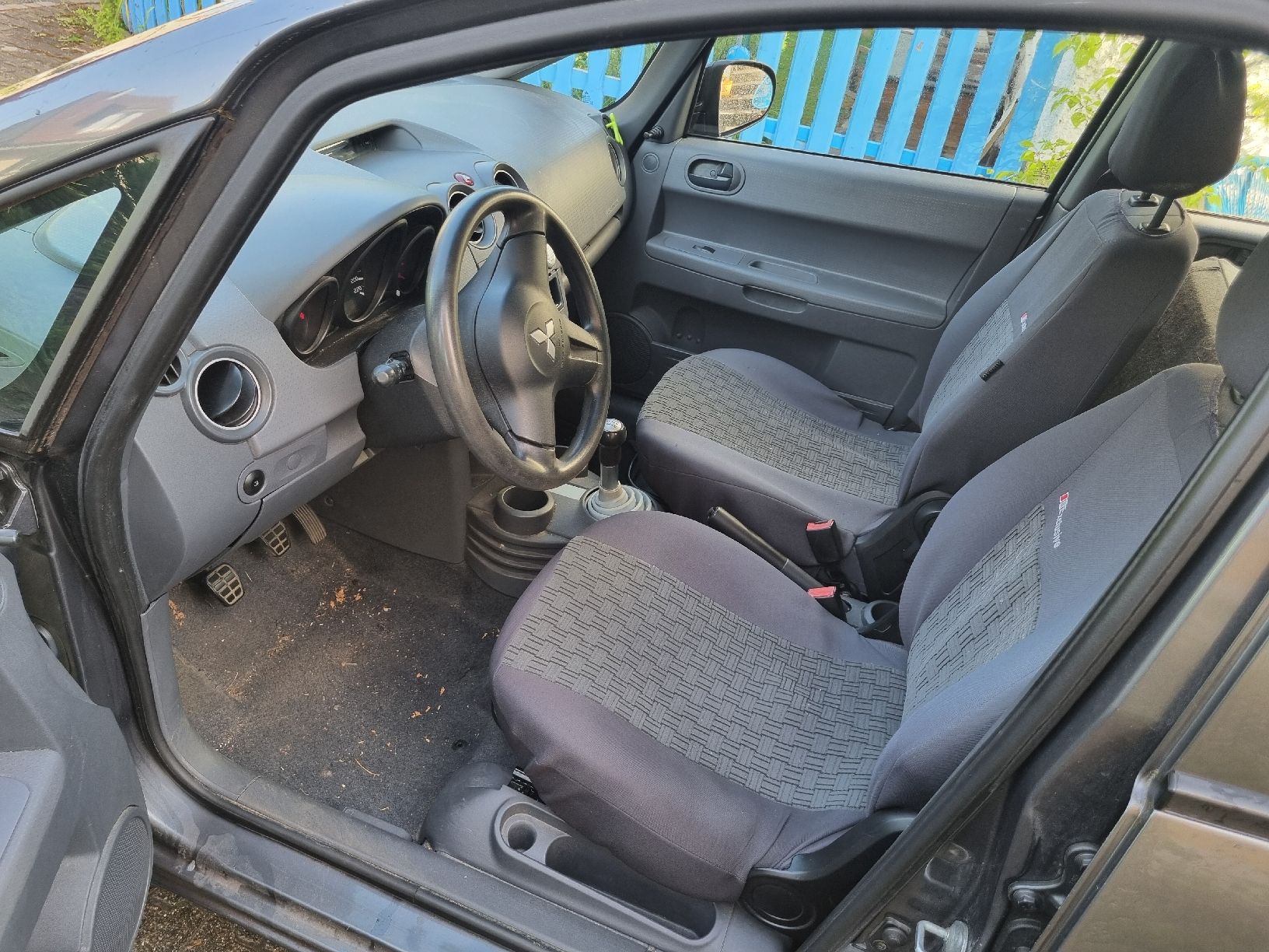Mitsubishi Automobili: Mitsubishi Colt 1.1,  – Usato da Wettingen venduto da Ishi8 7