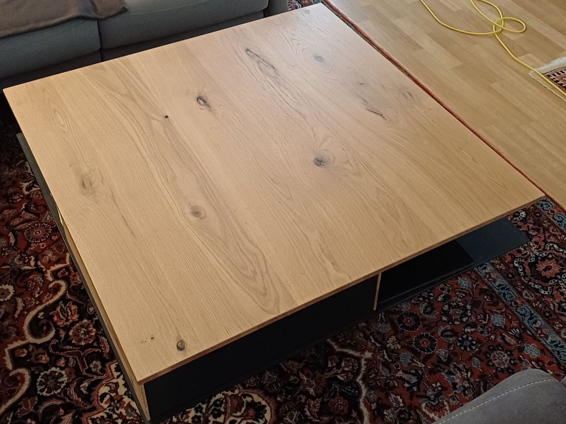 Tables: Voglauer Couchtisch Glas Holz ab Fr.1- – D'occasion à Rorschach par Hansi1901