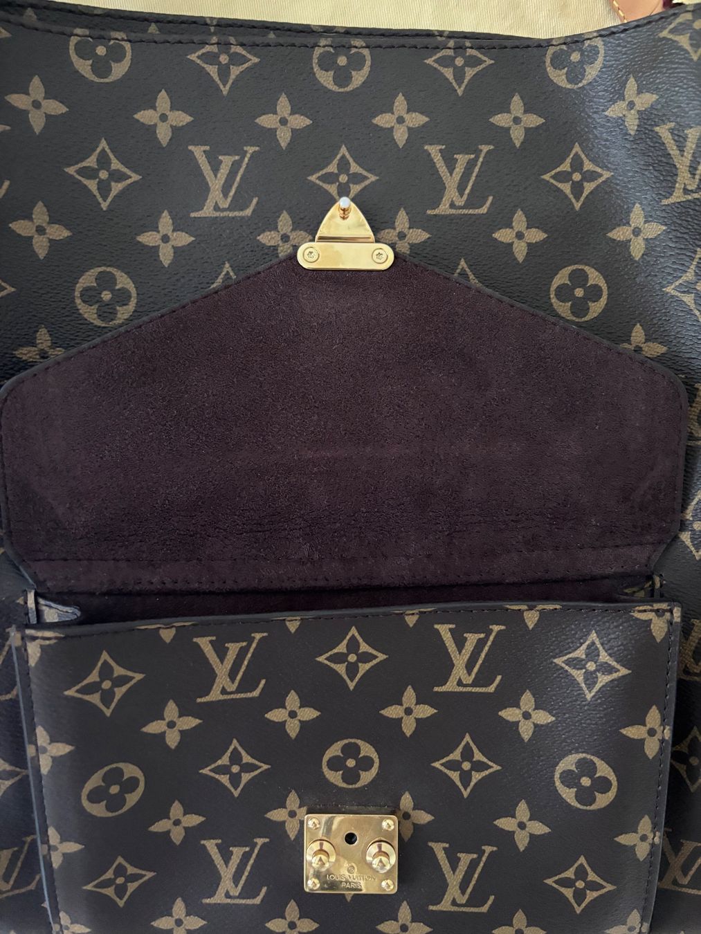Louis Vuitton Borse da donna: Louis Vuitton Metis Hobo – Usato da Thalwil venduto da dor_rd25 5