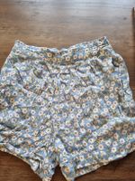 Blumen-Shorts 